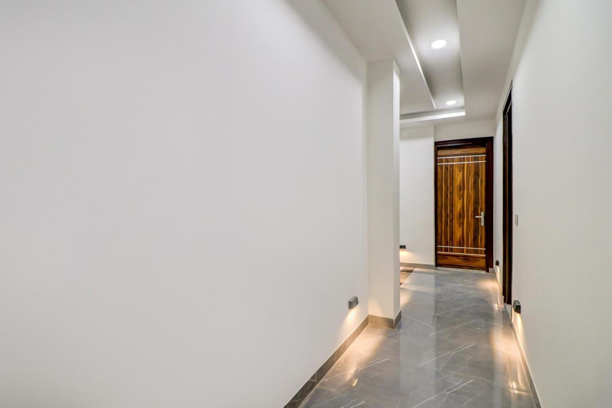 Capital O 80318 Hotel Sai Plaza Nueva Delhi Exterior foto