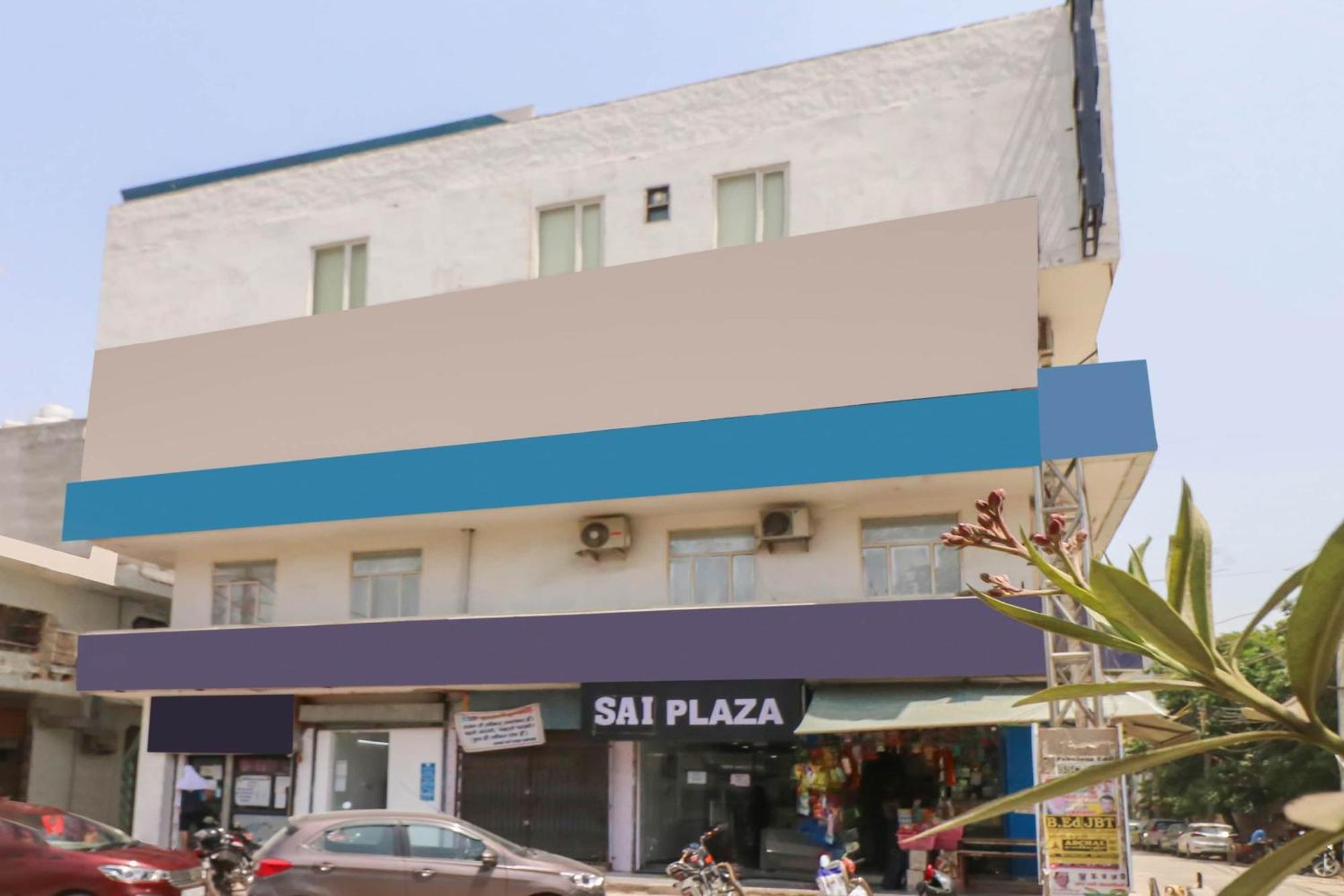 Capital O 80318 Hotel Sai Plaza Nueva Delhi Exterior foto