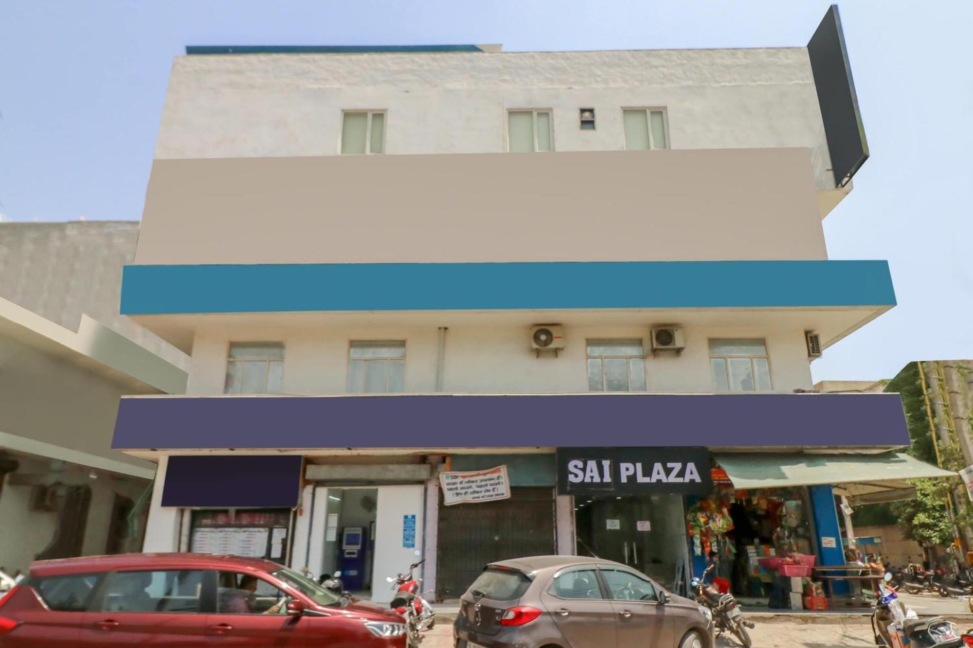 Capital O 80318 Hotel Sai Plaza Nueva Delhi Exterior foto